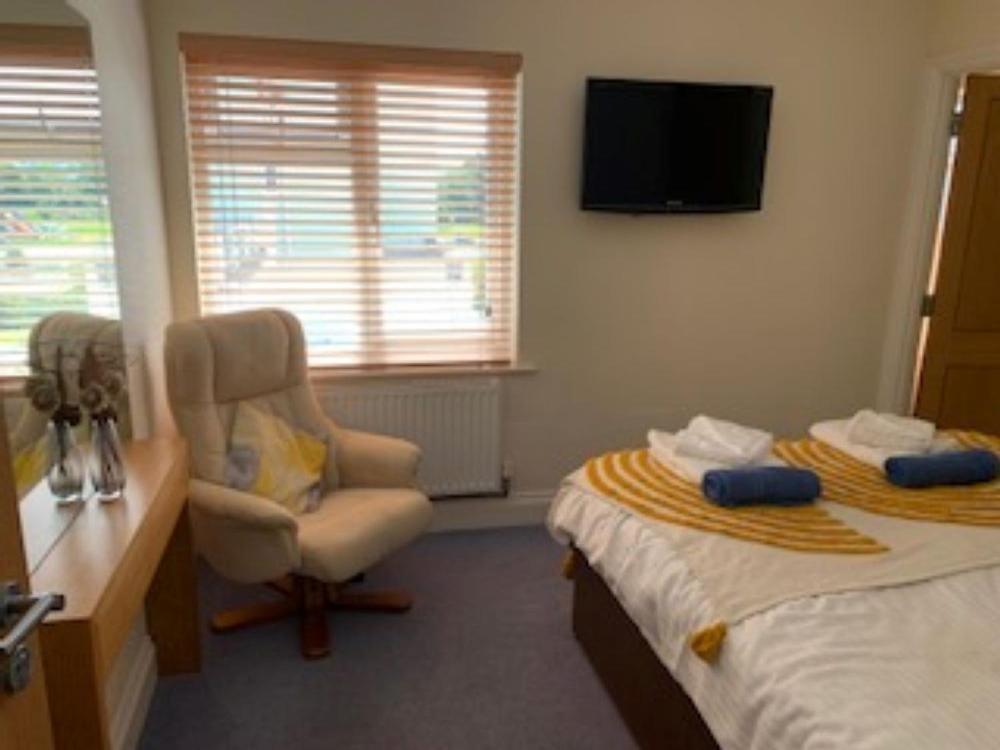 Goodrington Lodge Holiday Apartments 페인턴 외부 사진